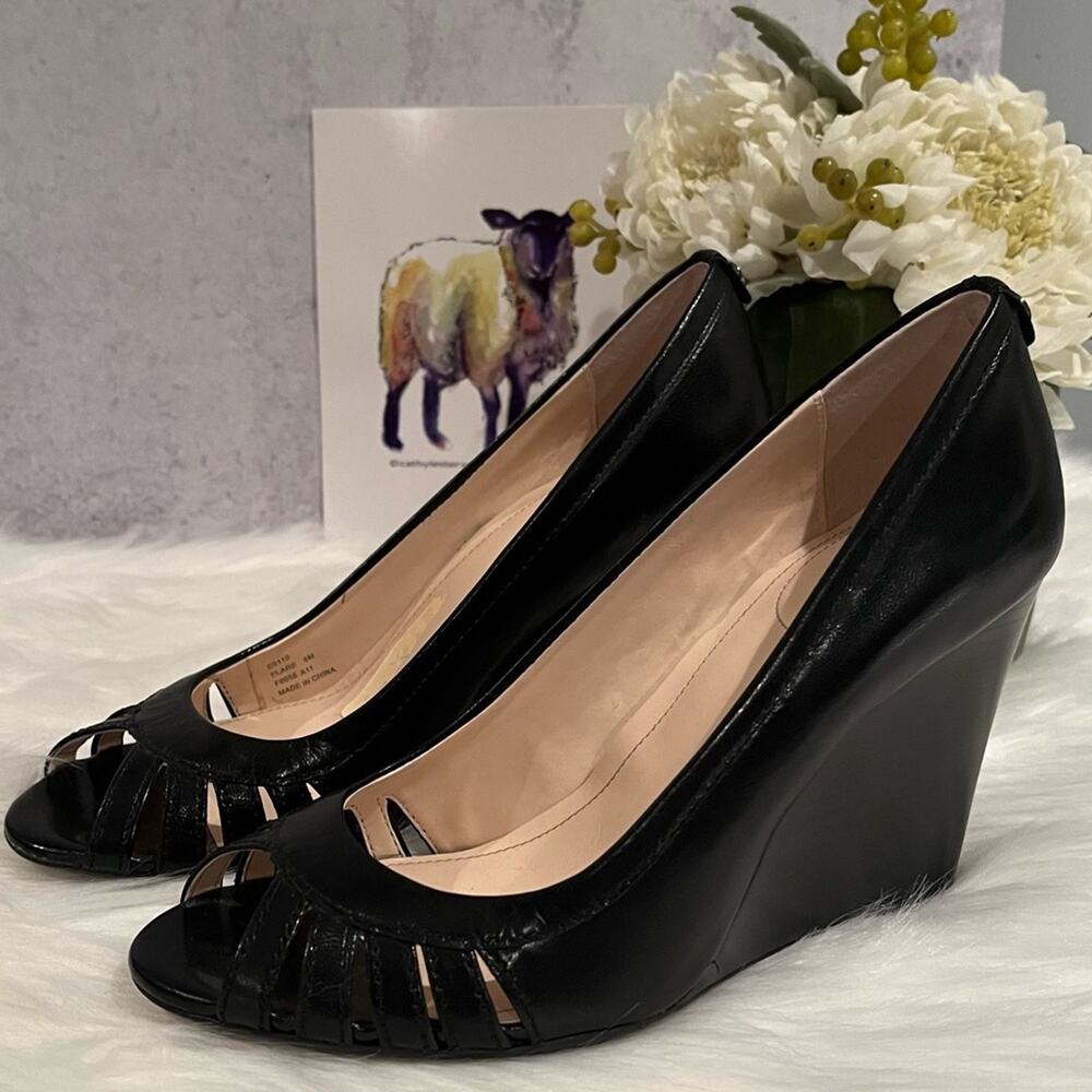 NEW Calvin Klein Wedge Flare Leather Peep Toe Pumps Black Size 6 NWOT